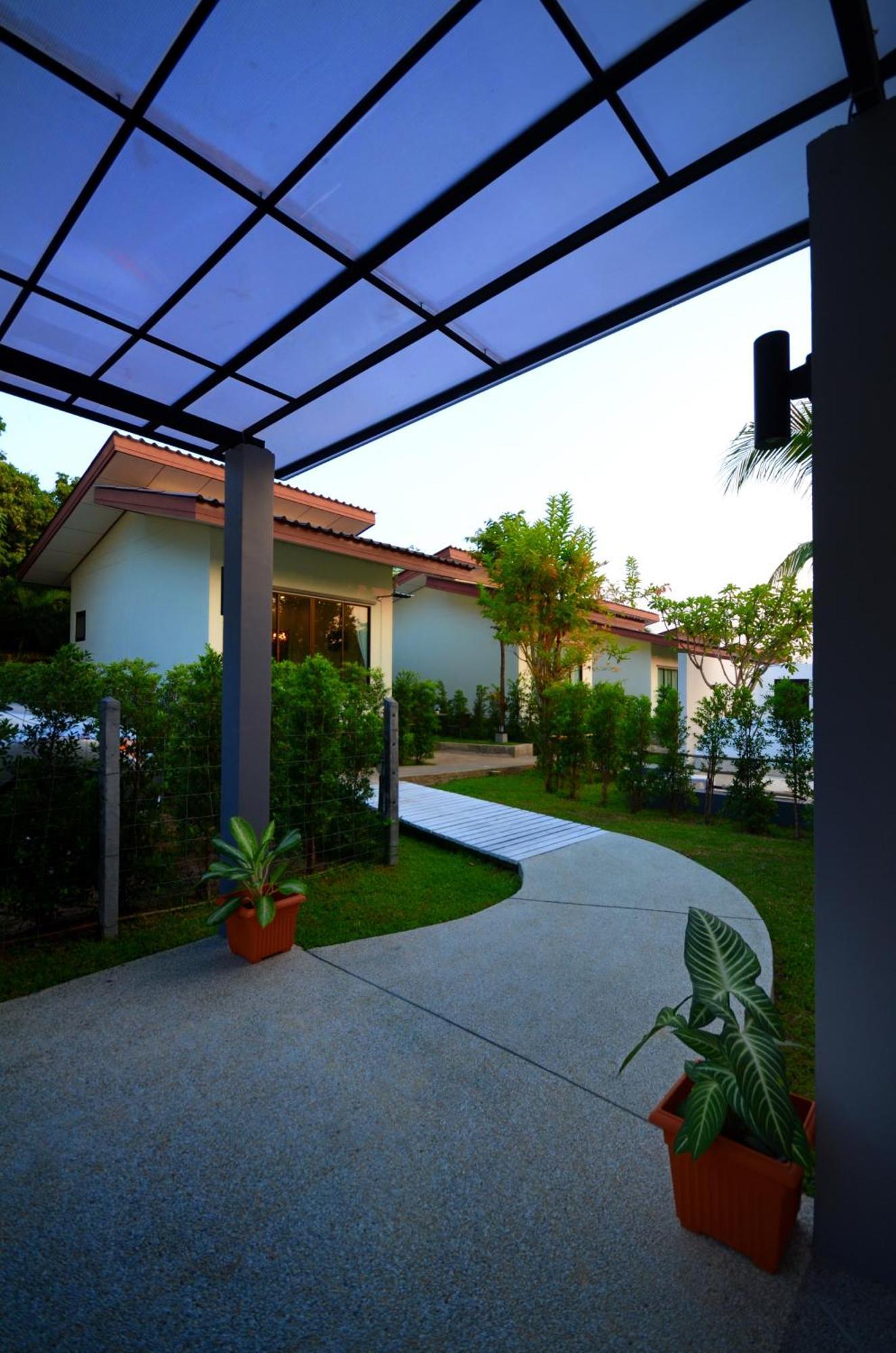The Fusion Resort Hotel Chalong Exterior photo