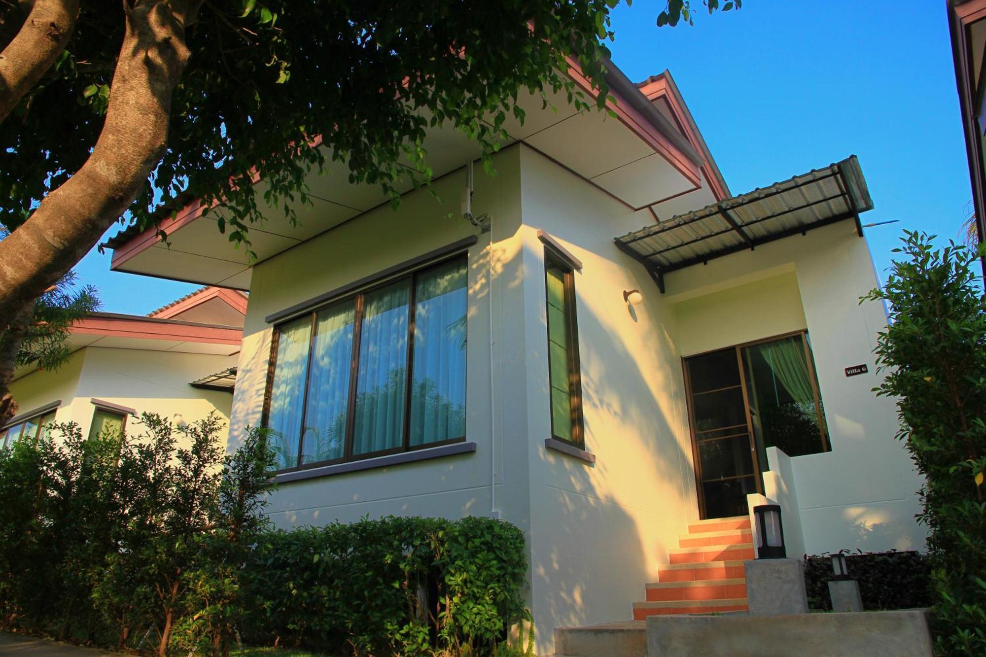 The Fusion Resort Hotel Chalong Exterior photo