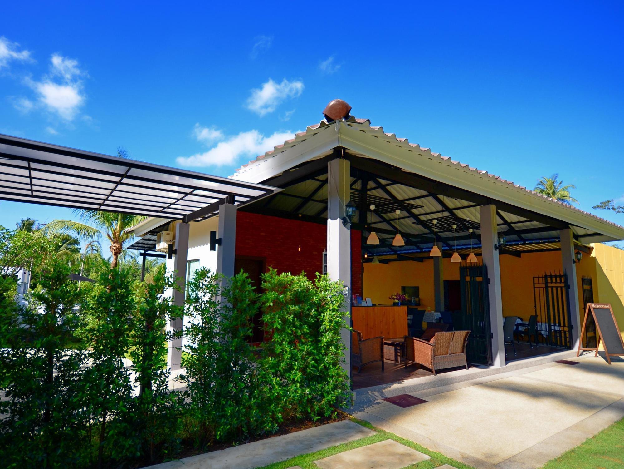 The Fusion Resort Hotel Chalong Exterior photo